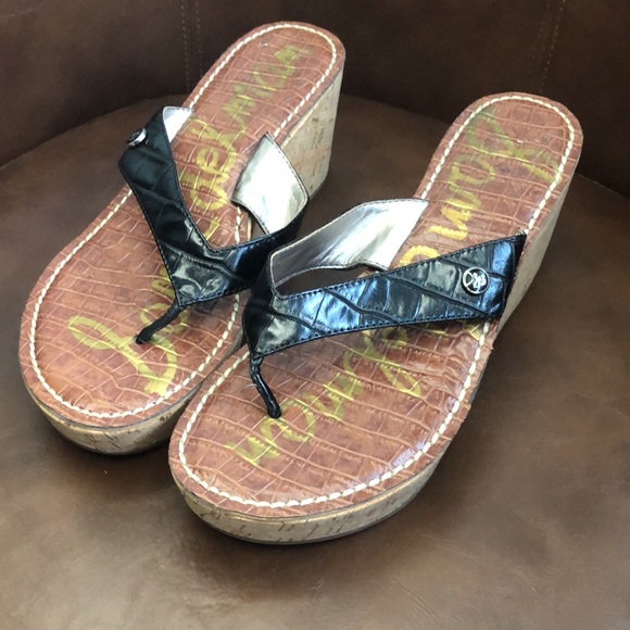 Sam Edelman Romy Sandal - Picture 2 of 8